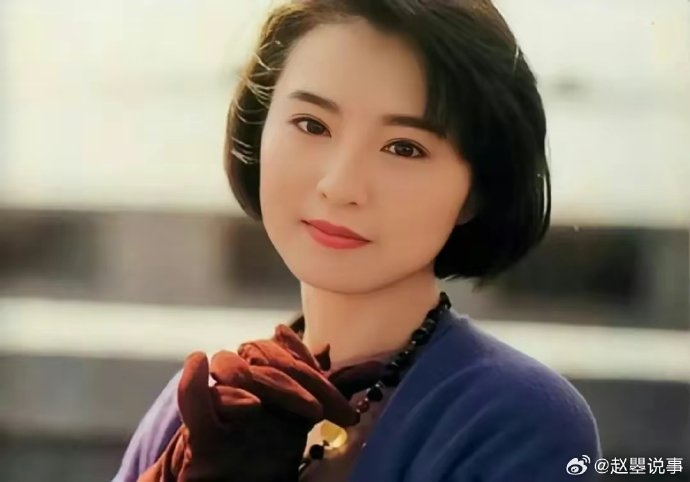 我还没踏进房间她就让我陪她出门|罗启仁|李赛凤|汪小莉_新浪新闻