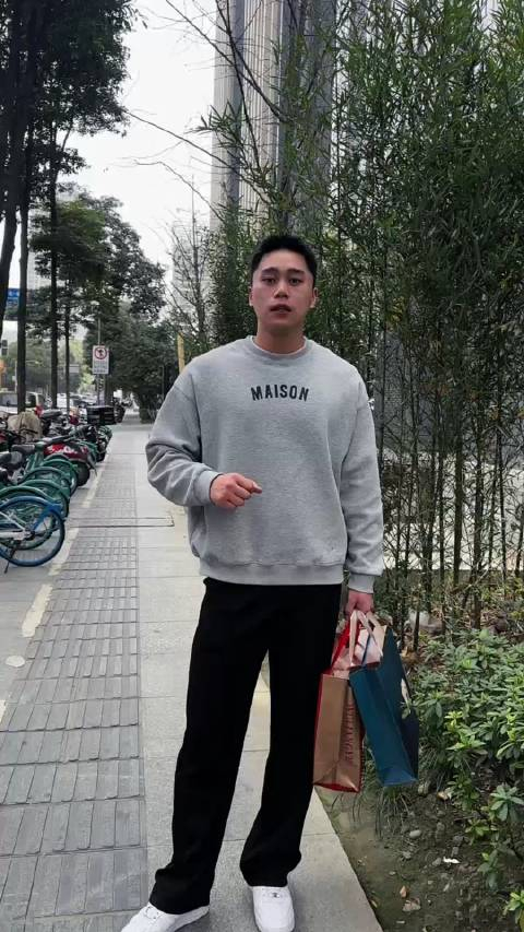 刘二狗直言人要懂得感恩才会越走越长远