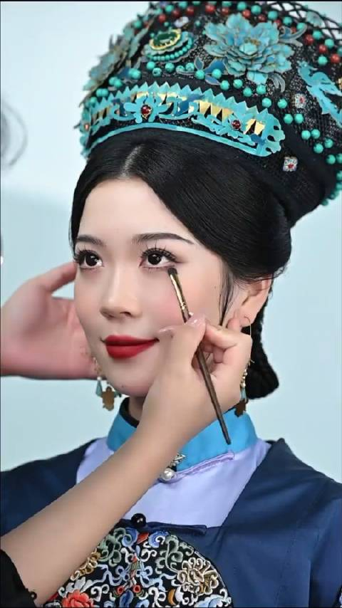 华丽清宫贵妃妆容造型,沉浸式体验清宫大女主!