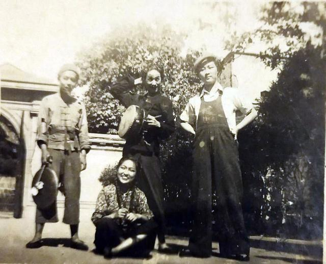 陈鲤庭比赵慧深大4岁.