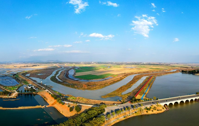 江西共青城市:青山秀水春光美 鄱湖明珠入画来