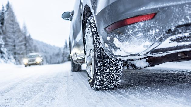 受降雪及路面结冰影响18省区市境内190个路段封闭
