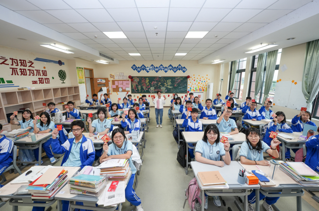 肇庆开学大片来啦!|高静|肇庆|肇庆市_新浪新闻