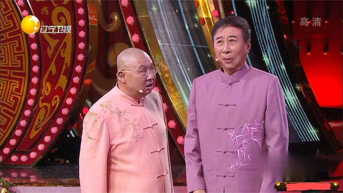 小品乡音总关情冯巩正宗伦敦音飚英语王振华听蒙圈了