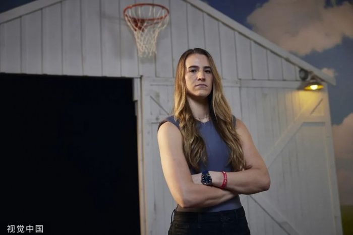 约内斯库:不要让太阳落山|约内斯库|科比|吉安娜_新浪新闻