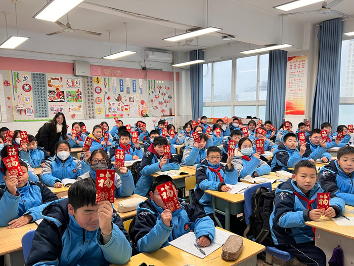 刚刚,现场直击扬州开学第一天!|开学|小学|扬州市_新浪新闻