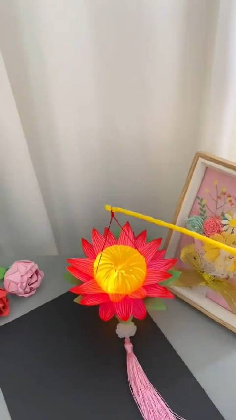 凉白开矿泉水瓶做一个正月十五元宵节花灯吧