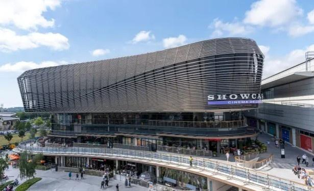 新伯纳乌球场外观遭网友调侃:看起来就像南安普顿的购物中心|伯纳乌