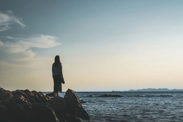 一个人改命最好的方式斩断底层关系