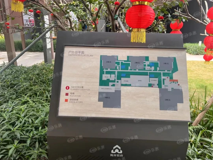 02.03目前海岸悦府已是现房状态,回迁房22年底已经交付使用.