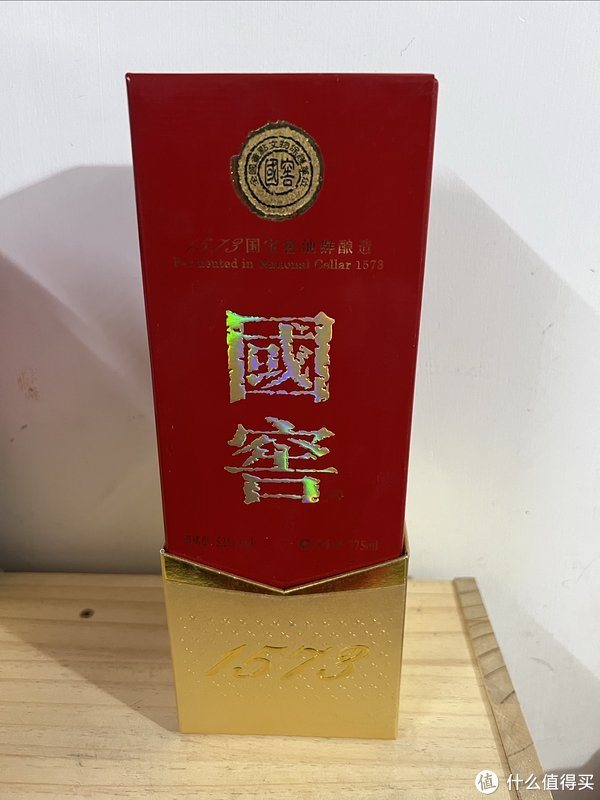 小酒哥的值友一瓶的国窖1573,因为它是一瓶375毫升的国窖1573!