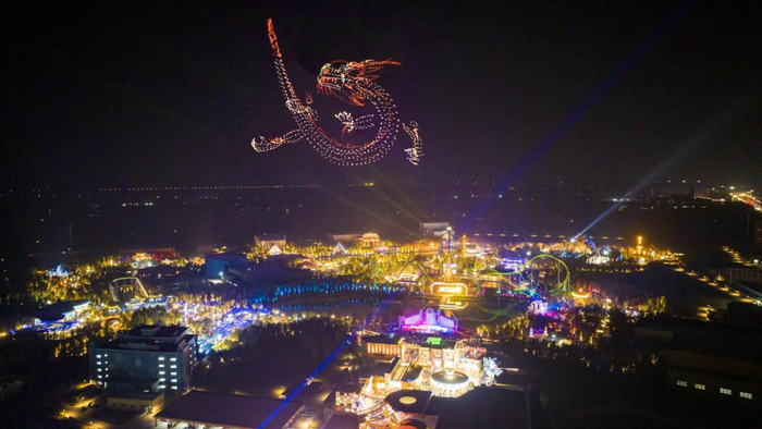 2024年徐州乐园新春灯会正式启动,十二场新春演艺,上百位国风npc,十五