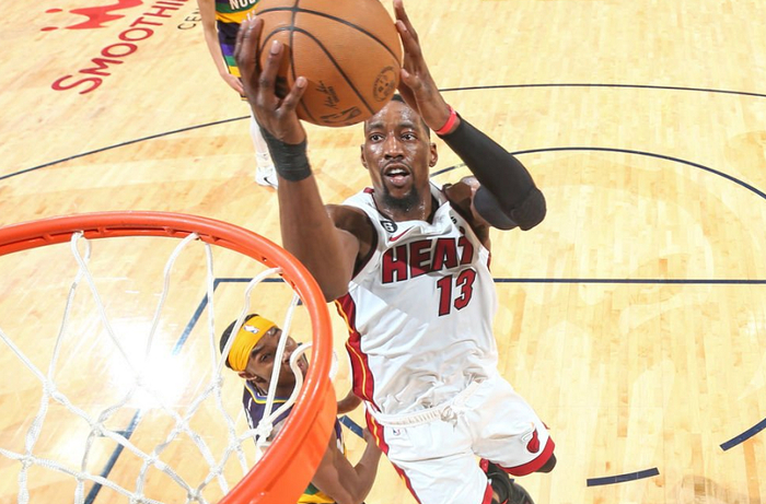 24日nba前瞻詹姆斯复出再战文班亚马杜兰特只差22分超安东尼