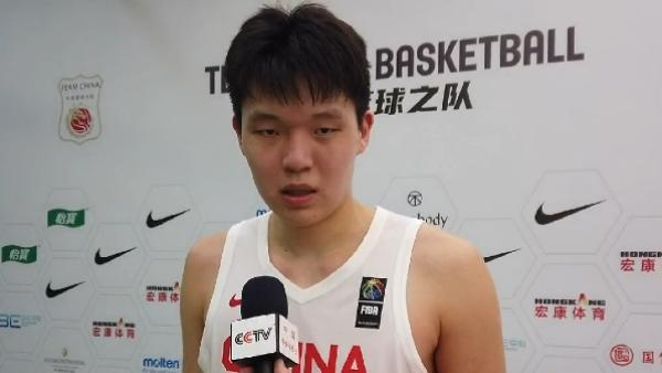 现场杨瀚森身上有中国男篮久违了的松弛感