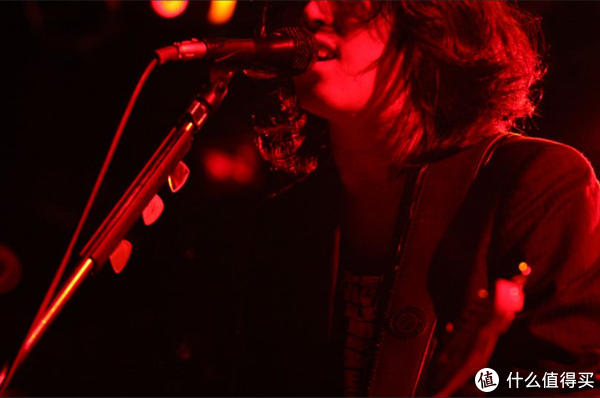 探寻日本eve歌手:他的音乐世界与独特魅力|日本|音乐|音乐作品_新浪