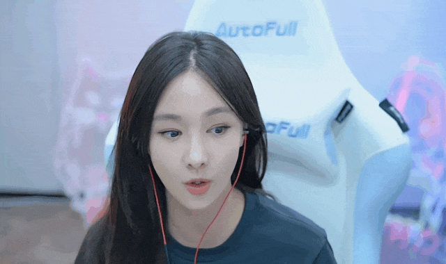 当时miss发文祝贺:恭喜rng!