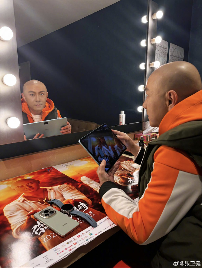 张卫健过60大寿一根白发都没有上热搜当事人回应