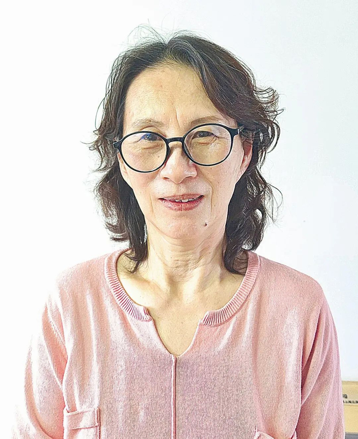 会战红色家谱丨黄其刚一把剪刀修美工作服