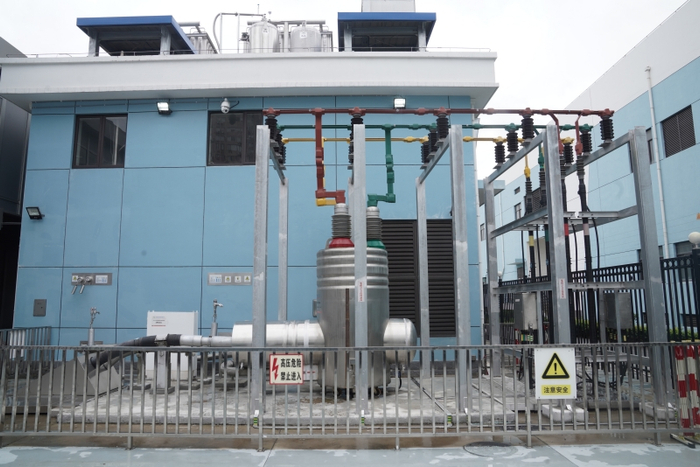 ▲国网上海电力35千伏公里级超导输电示范工程