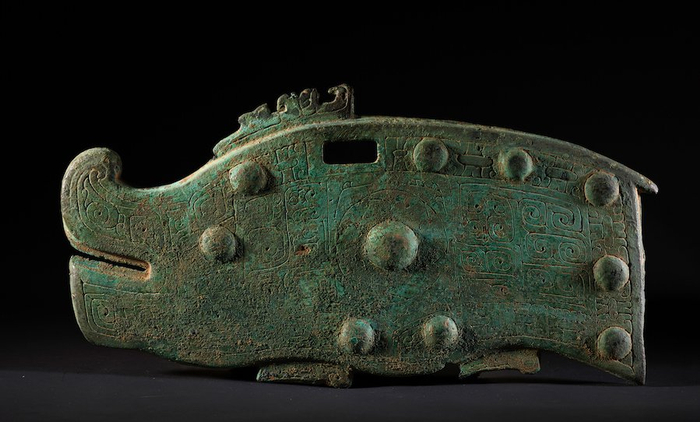 龙形磬 商晚期（公元前13世纪—前11世纪初）