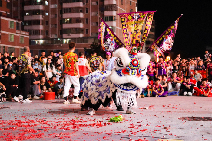 视频图集锣鼓齐鸣共贺元宵广州白云多村醒狮齐聚展雄风