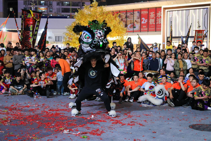 视频图集锣鼓齐鸣共贺元宵广州白云多村醒狮齐聚展雄风