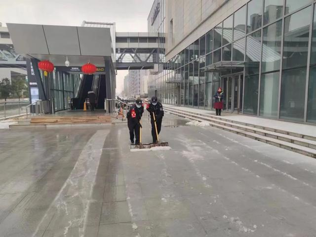 合肥公安全警上路除雪保畅!|辅警|派出所|民警_新浪新闻