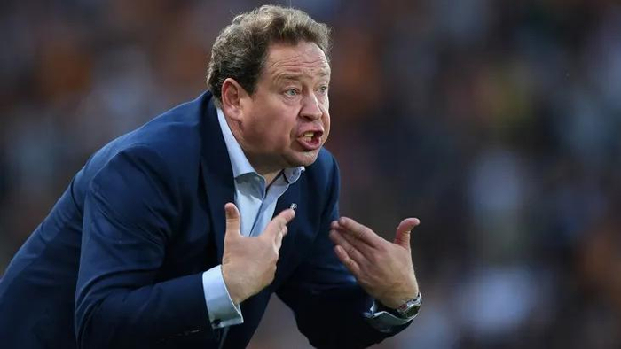 申花主帅斯卢茨基无惧海港神秘一切皆有可能