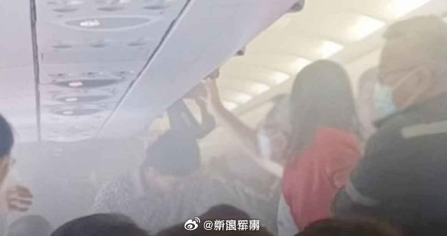 泰国亚洲航空公司表示,他们将对此事件展开彻底调查,并加强对乘客携带