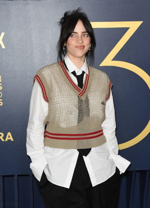 碧梨billie eilish 出席第 30 届美国演员工会奖颁奖典礼|碧梨_新浪