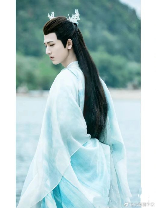 85~90~95古装帅哥代表 85生代表: 98陈晓……|陈晓_新浪新闻