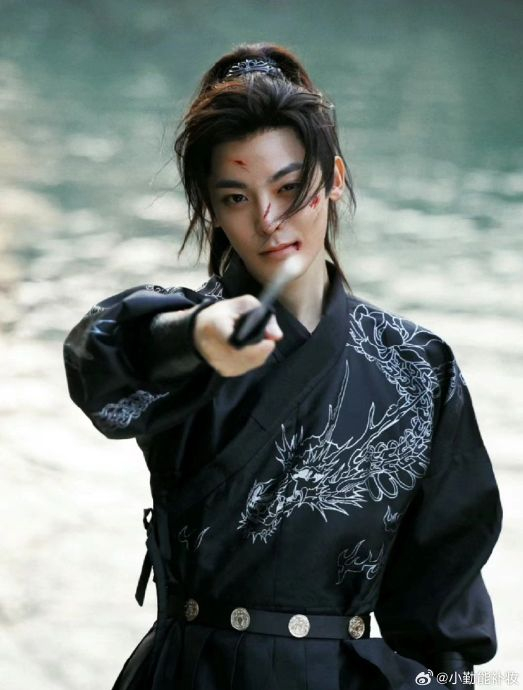 85~90~95古装帅哥代表 85生代表: 98陈晓……|陈晓_新浪新闻