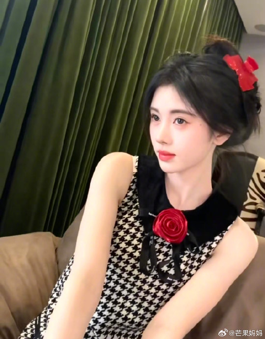 来自智能系统的最高评价,鞠婧祎的自拍被识别成"疑似ai"了|鞠婧祎