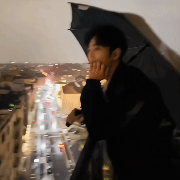 这几天收了战哥好多神图 太幸福噜啊啊啊夕阳背影好有氛围啊