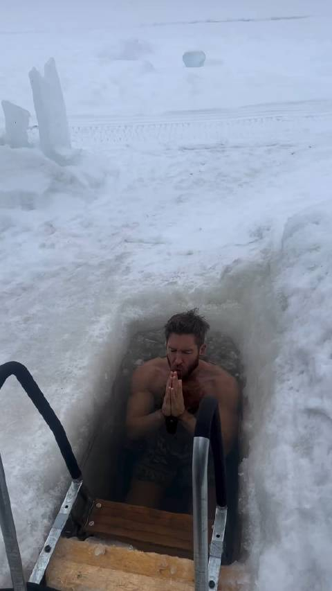 高富帅calvinharris是个狠人呐