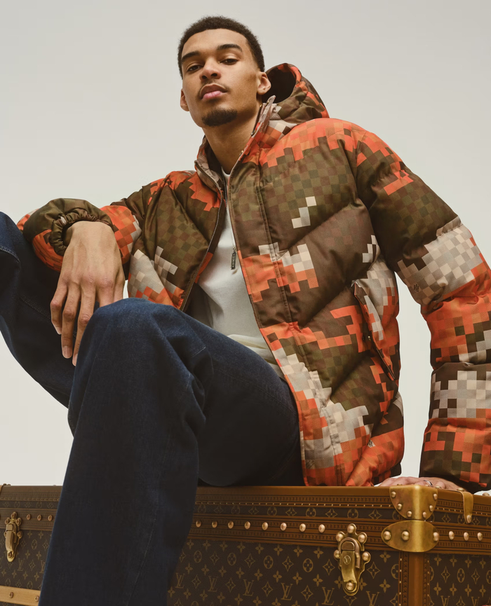 balenciaga将在上海举办2025春季时装秀|时装秀|藤原浩|时尚_新浪新闻