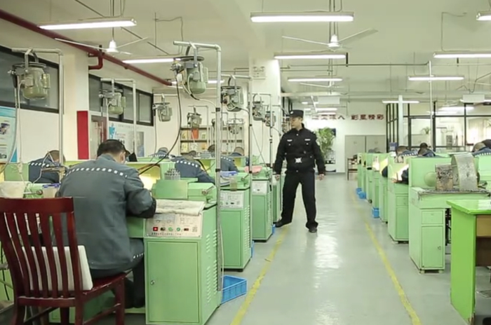 从重刑犯到玉雕大师中国监狱雕玉琢人