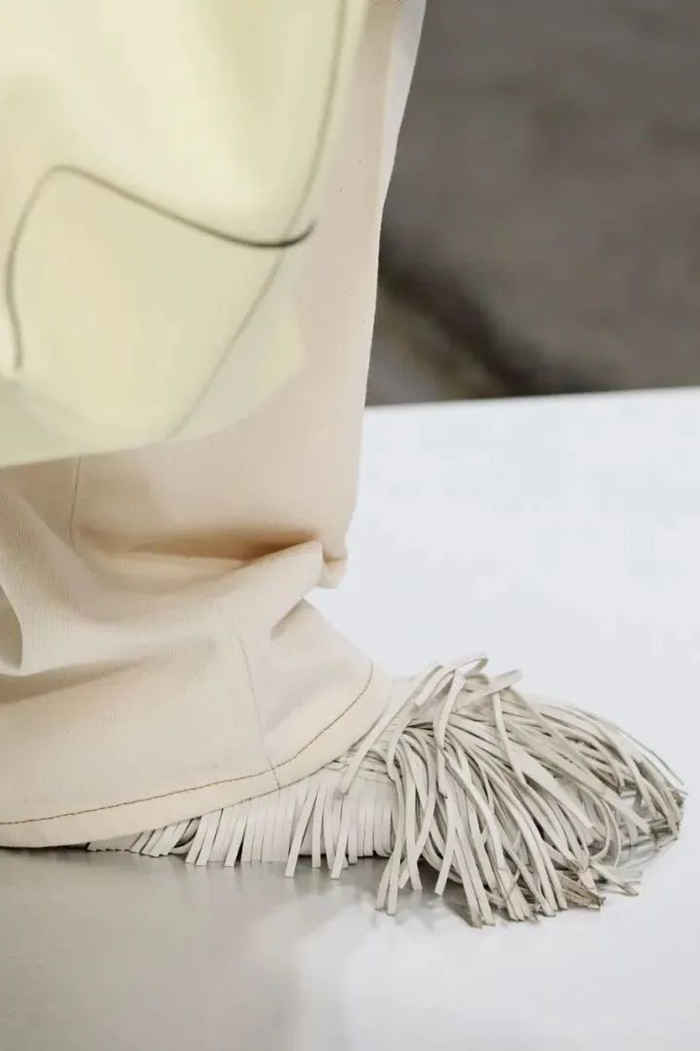 与肖战一起登上tods开往未来的列车|肖战_新浪新闻