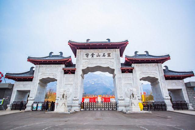 河北邯郸响堂山石窟,北齐造像艺术的最高水准,无数佛首流失海外|北齐