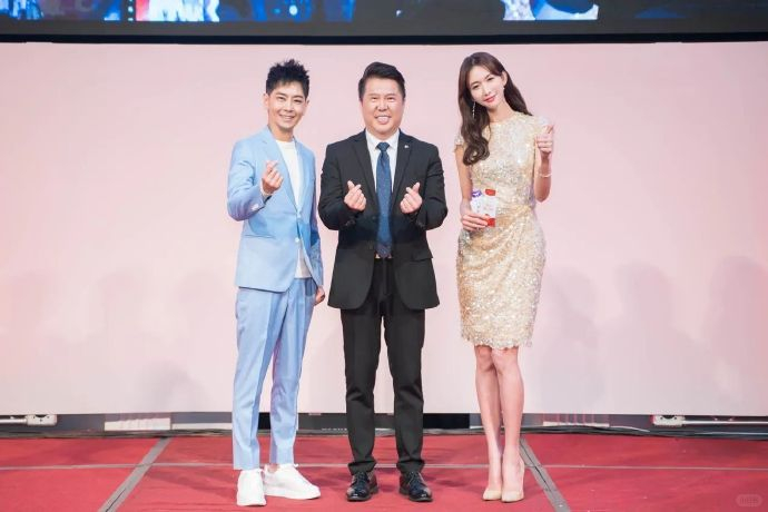 林志玲和林志颖合体出席活动……|林志颖|林志玲|合体_新浪新闻