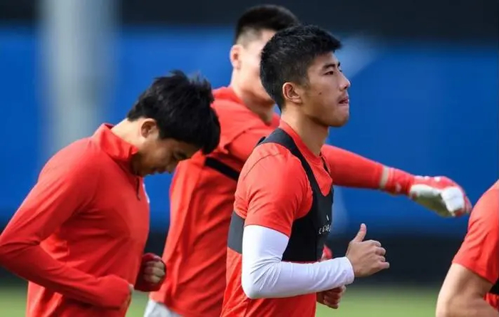 海港再遭致命打击,中国男足这回麻烦了|李圣龙|古斯塔沃|海港_新浪