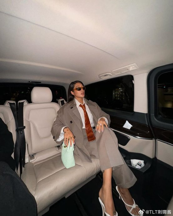 peggy gou更新ig!_新浪新闻