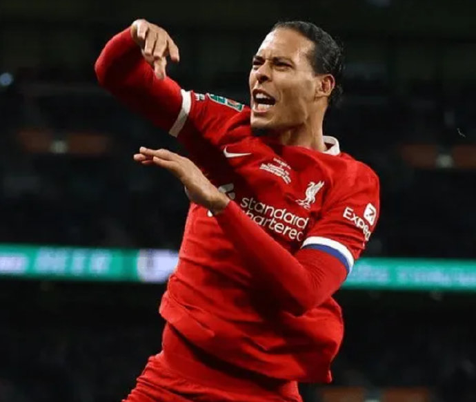 范戴克获评本场比赛官方最佳球员|范戴克|最佳球员|攻防_新浪新闻