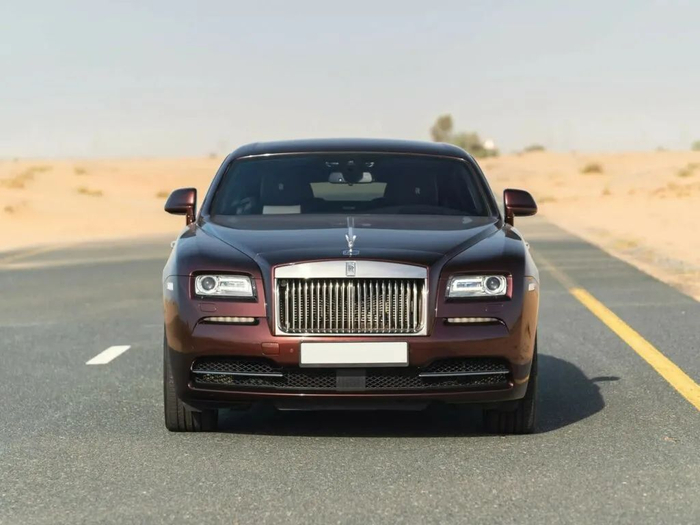 66tv12带星空顶后备厢全皮包覆顶奢猎装全球唯一能拍出多少钱