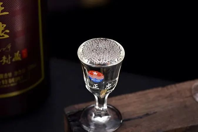 赖正忠封藏30酒都茅台镇核心产区酱香型纯粮白酒送人特有面儿