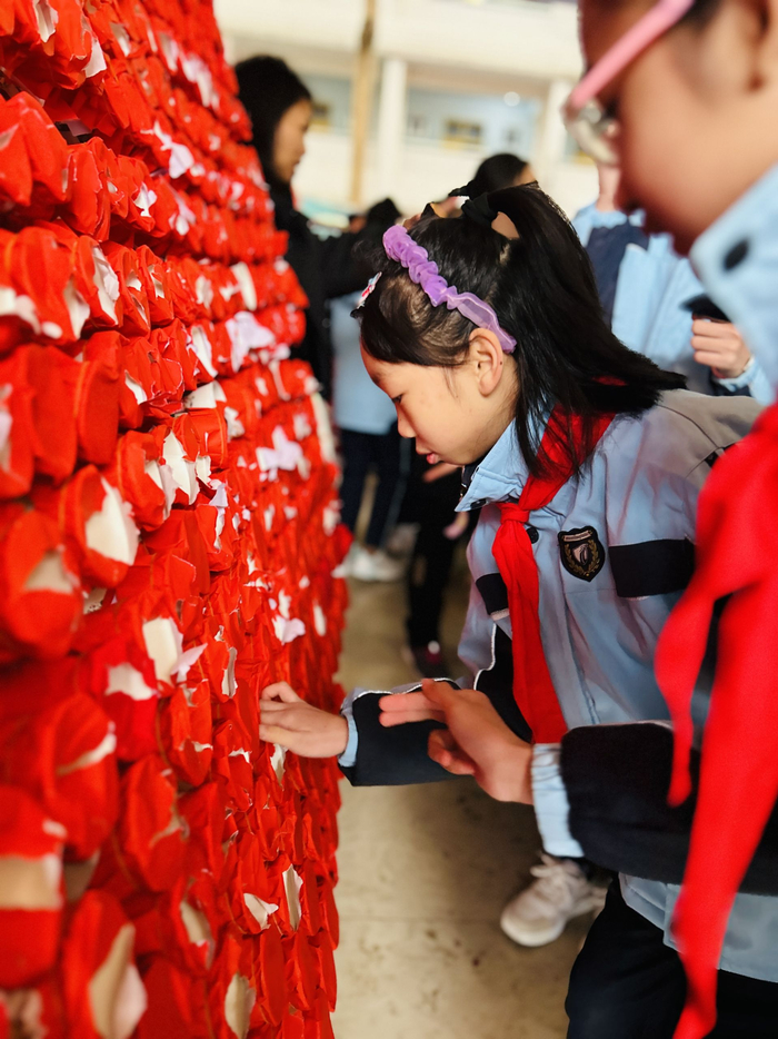 南宁市高新小学南校区2024年春季学期开学典礼|南宁市|小学_新浪新闻
