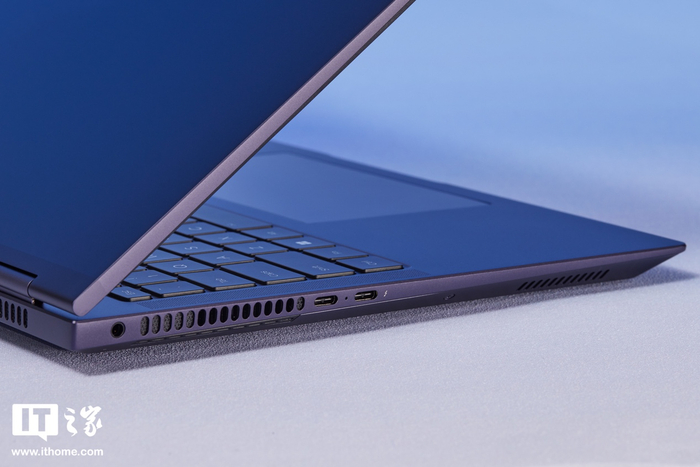 it之家开箱荣耀magicbookpro16游戏本图赏始于颜值终于性能