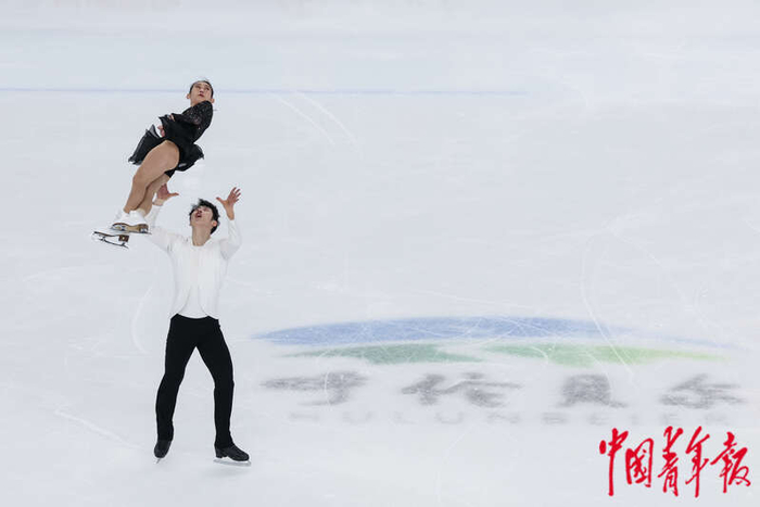 十四冬双人滑:北京队彭程/王磊夺冠|双人滑|花样滑冰|冬季运动会_新浪