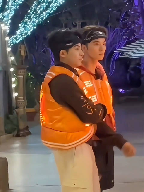 王鹤棣吴希泽同框路透梦回道明寺和西门感觉回到了2018年