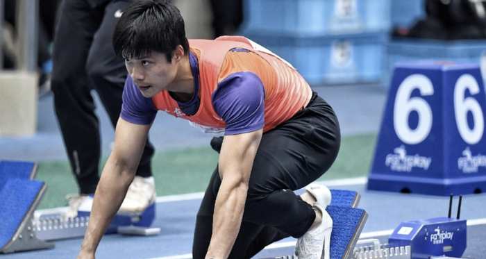 6秒70苏炳添复出首秀状态爆棚预赛第二名晋级60米决赛